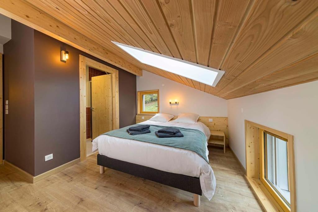 L'urson, Spacieux, Jacuzzi, Hammam Et Sauna Chalet