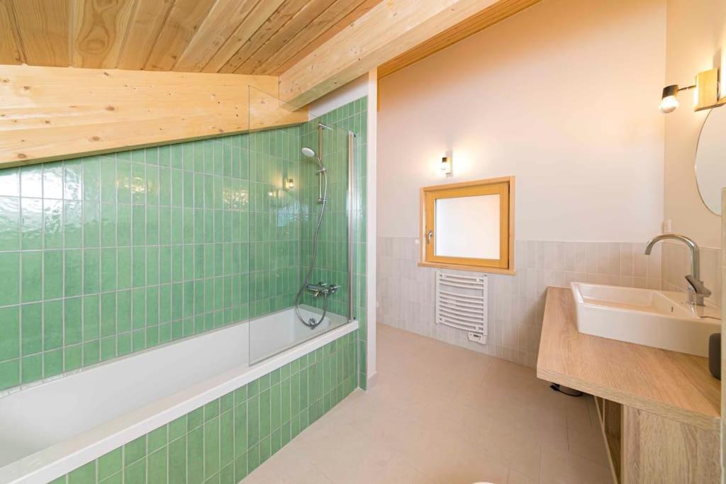 L'urson, Spacieux, Jacuzzi, Hammam Et Sauna Chalet Gerardmer