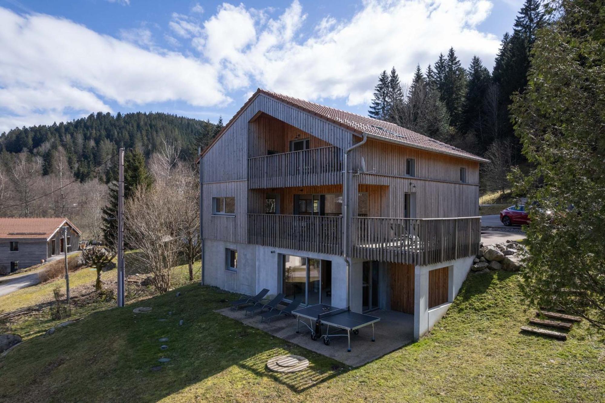 L'urson, Spacieux, Jacuzzi, Hammam Et Sauna Chalet Gérardmer